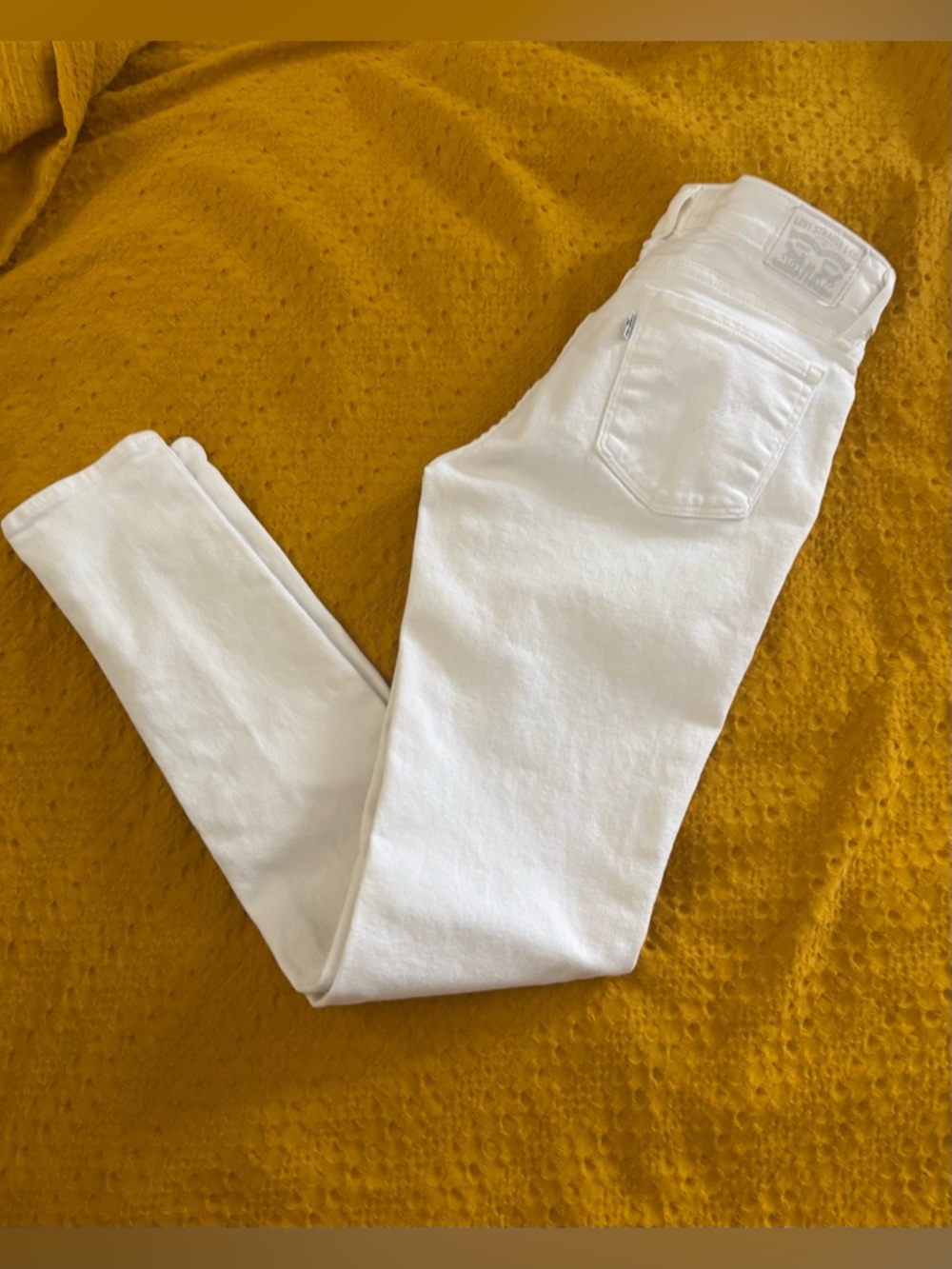 Levi's 711 White Skinny Jeans for Women - Picture 12 of 16